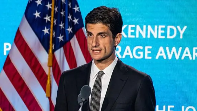 jack schlossberg congress