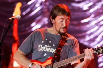 driving home for christmas chris rea death