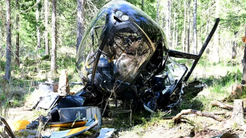 Arizona helicopter crash kills 4 after hitting slackline in canyon